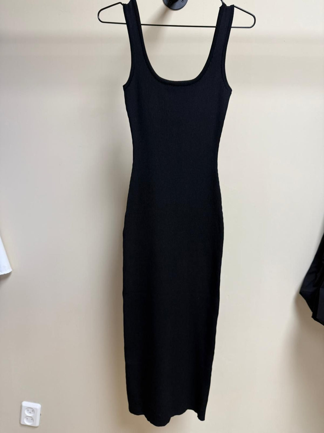 Long Black Dresses